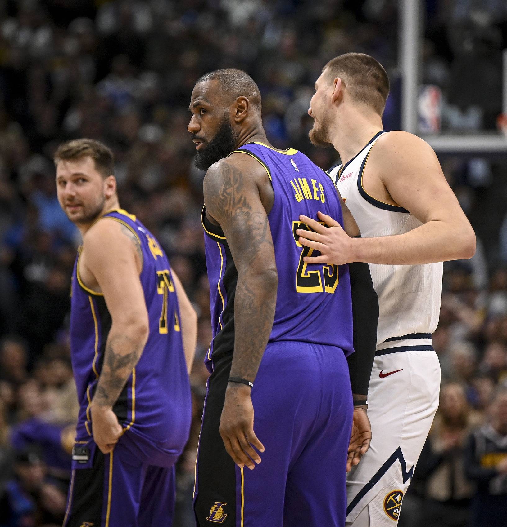 包含洛杉矶湖人遭遇连败,教练急需调整阵容的词条 包含洛杉矶湖人遭遇连败,教练急需调整阵容的词条