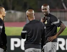 勇士队战绩不佳，教练组加强训练备战的简单介绍