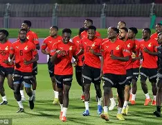 勇士队战绩不佳，教练组加强训练备战的简单介绍