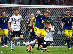 瑞典队在比赛中展现出色的团队合作